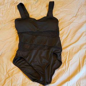 NWT Carmen Marc Valvo Size 8 One Piece